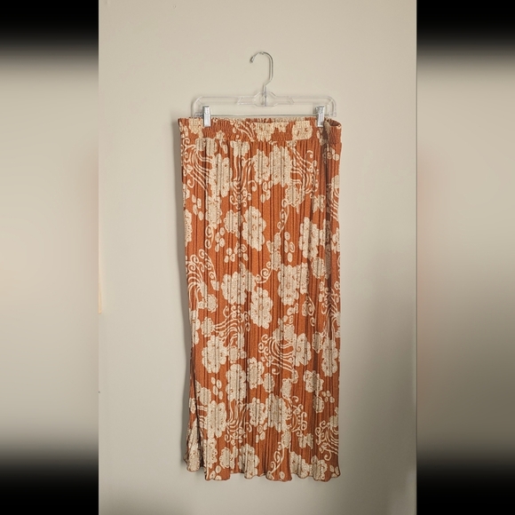Orange/White Floral Print Stretchy Maxi Skirt Coastal Vacation Flowy Lightweight - Picture 1 of 3